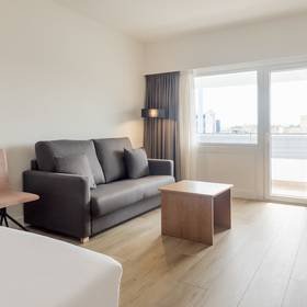 Chambre triple Hotel ILUNION Romareda Saragosse Chambre triple Hotel ILUNION Romareda Saragosse
