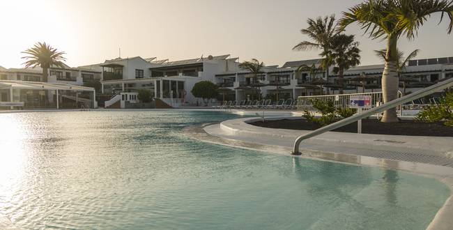 Piscine Hotel ILUNION Costa Sal Lanzarote Puerto del Carmen Piscine