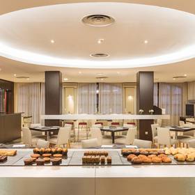 PETIT DÉJEUNER BUFFET ILUNION GOLF BADAJOZ PETIT DÉJEUNER BUFFET ILUNION GOLF BADAJOZ