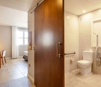 Chambre accessible Hotel ILUNION Fuengirola Chambre accessible Hotel ILUNION Fuengirola