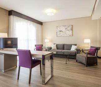 Chambre suite Hotel ILUNION Golf Badajoz