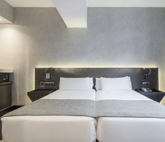 Chambre accessible Hotel ILUNION Bel Art Barcelone