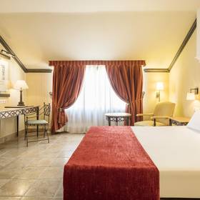 Chambre double ilunion mérida palace Hotel ILUNION Mérida Palace Chambre double ilunion mérida palace Hotel ILUNION Mérida Palace