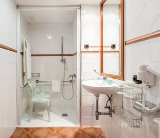 Chambre accessible Chambre accessible