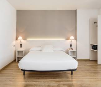 Chambre accessible Hotel ILUNION Valencia 3 Chambre accessible Hotel ILUNION Valencia 3