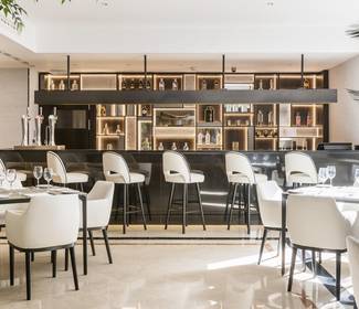 Bar-cafétéria Hotel ILUNION Málaga Bar-cafétéria Hotel ILUNION Málaga