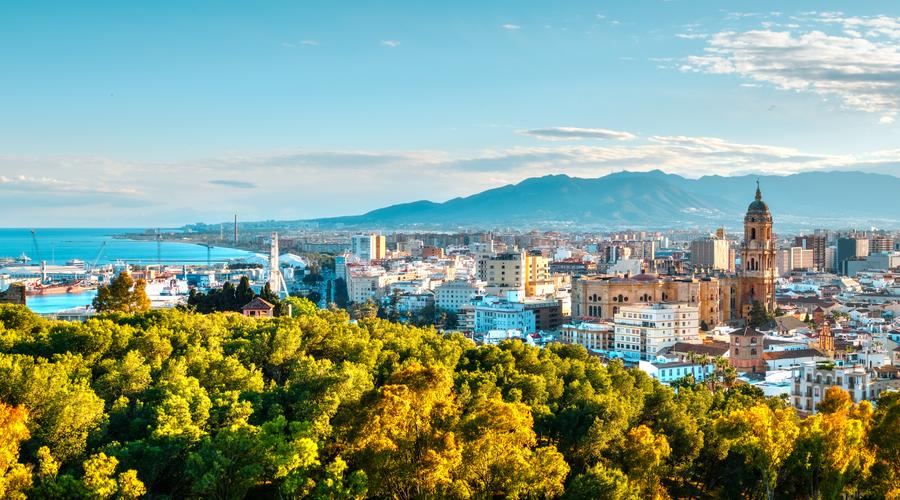 Découverte de Málaga cet août : plages, culture et confort des hôtels ILUNION ILUNION Hotels Découverte de Málaga cet août : plages, culture et confort des hôtels ILUNION ILUNION Hotels