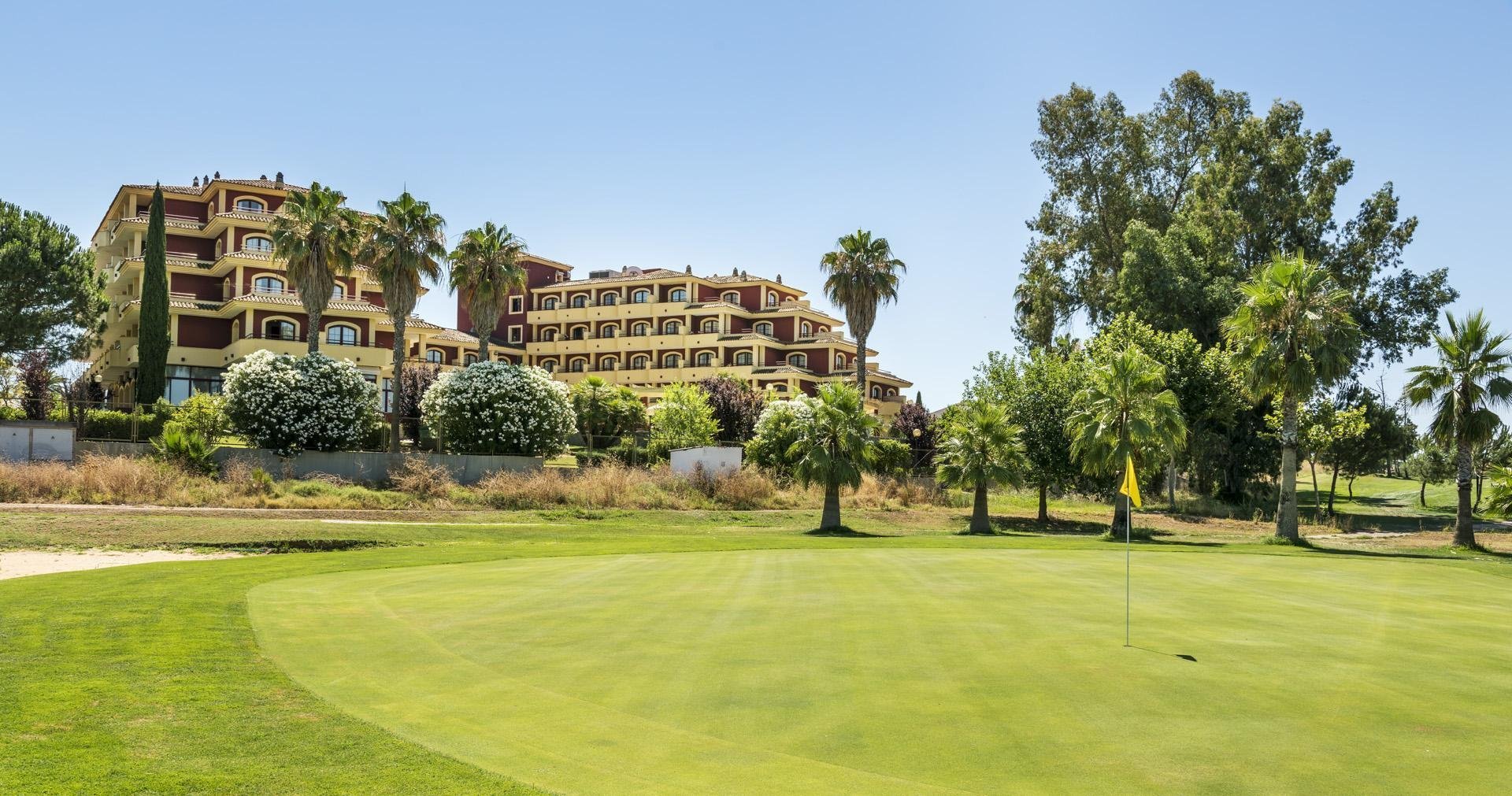 Golf ilunion golf badajoz ILUNION Golf Badajoz